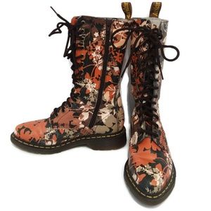 Dr. Martens Doc Cerys Boots Night Jungle Floral 5